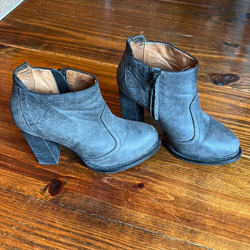 Jeffrey Campbell Ibiza Last Black Leather Heeled Bootie Size 6